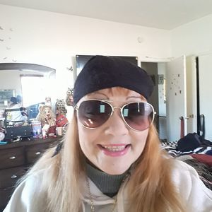 Meet your Posher, Caridad